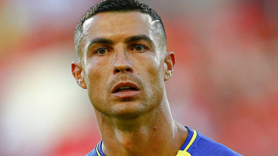Read more about the article Cristiano Ronaldo encara a derrota  de Al-Nassr: “É uma lição para um regresso mais forte”