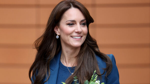 Read more about the article Kate Middleton fez doação de cabelo para crianças com cancro em instituição de caridade