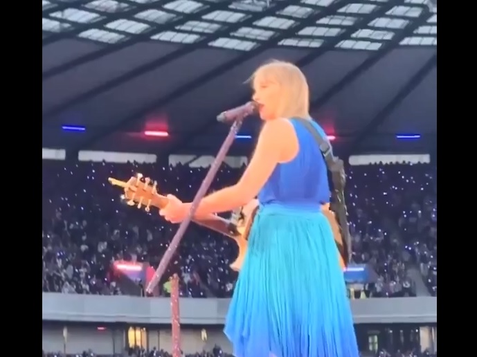 Read more about the article [video] Taylor Swift interrompeu concerto em Edimburgo, Escócia, até que um fã fosse acudido