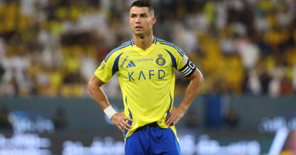 Read more about the article Cristiano Ronaldo fora do jogo do Al Nassr na Champions Asiática